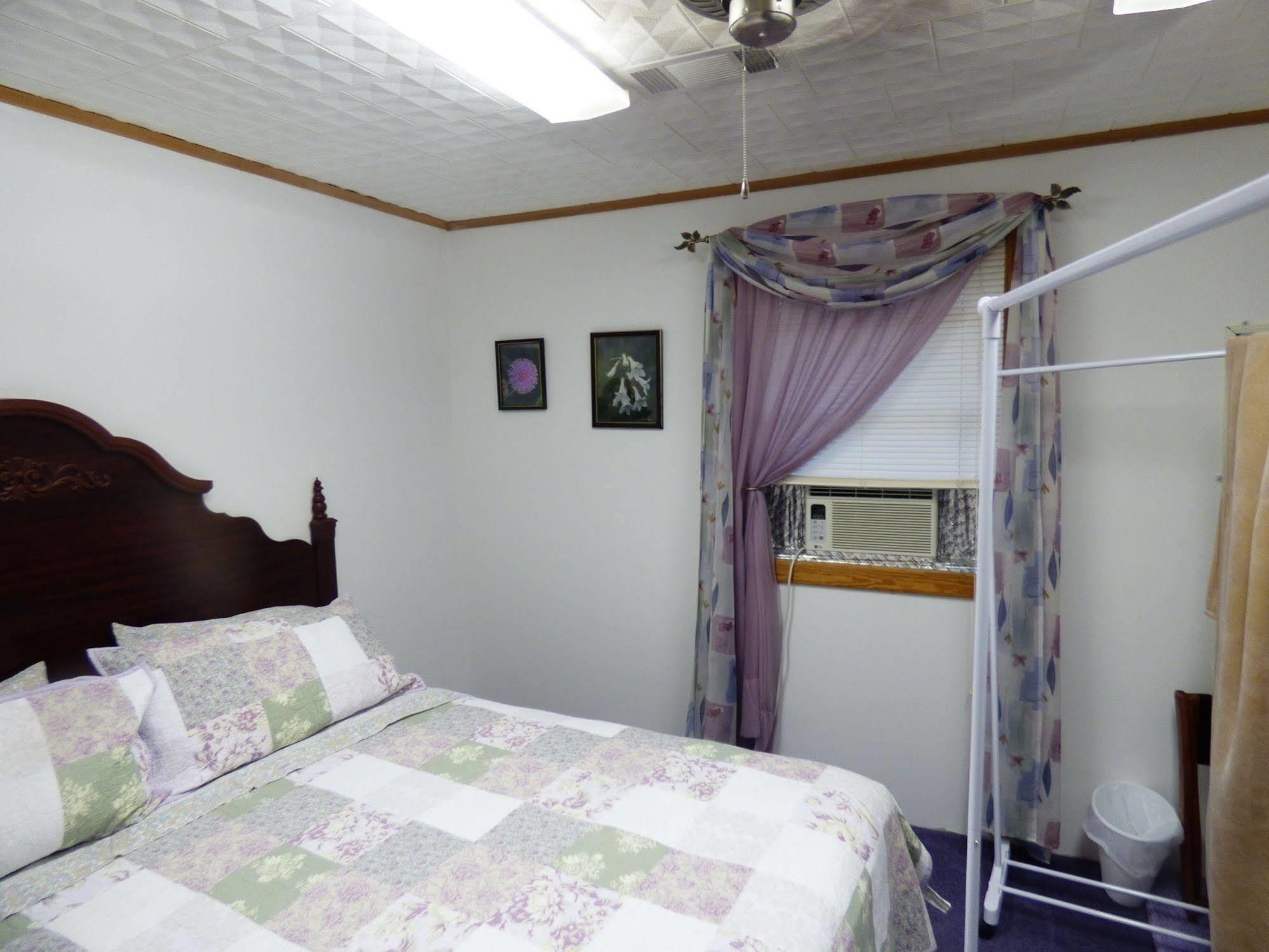 Allen Acres Bed And Breakfast 데리더 외부 사진